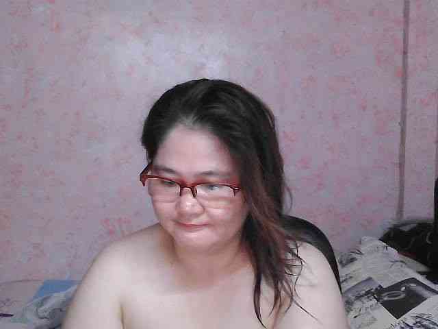 NICEtitspinay webcam