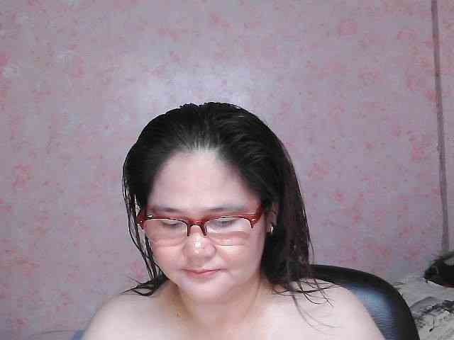 NICEtitspinay webcam