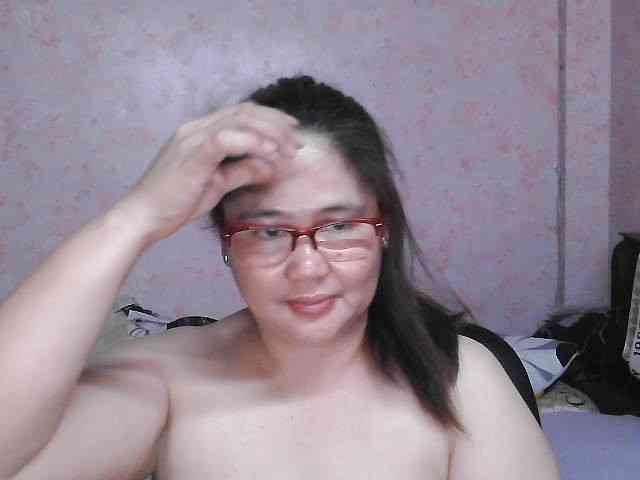NICEtitspinay webcam