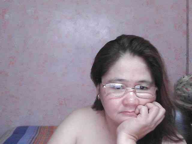 NICEtitspinay webcam