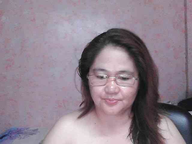 NICEtitspinay webcam