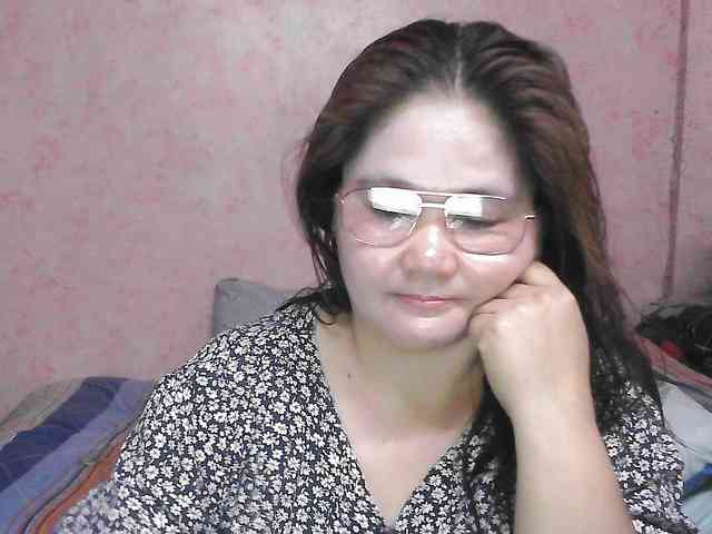 NICEtitspinay webcam