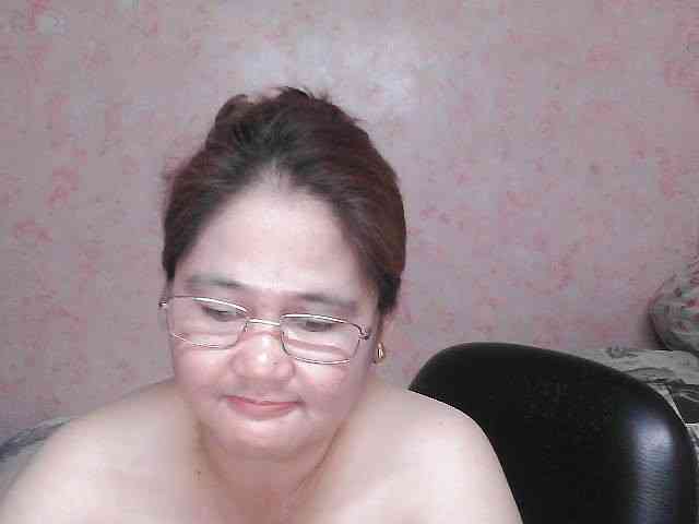 NICEtitspinay webcam