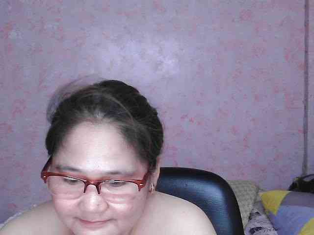 NICEtitspinay webcam