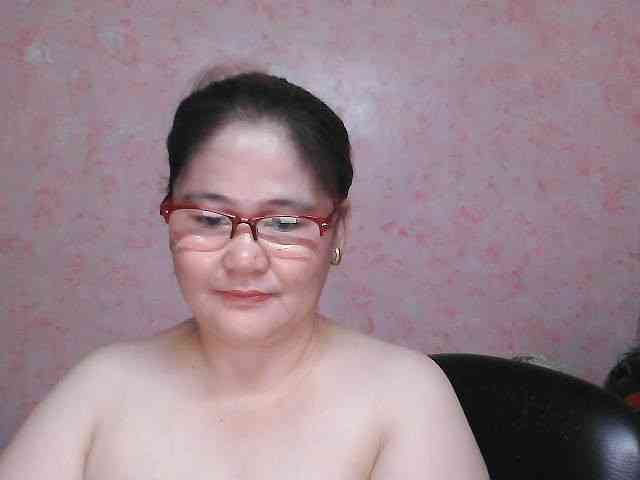 NICEtitspinay webcam