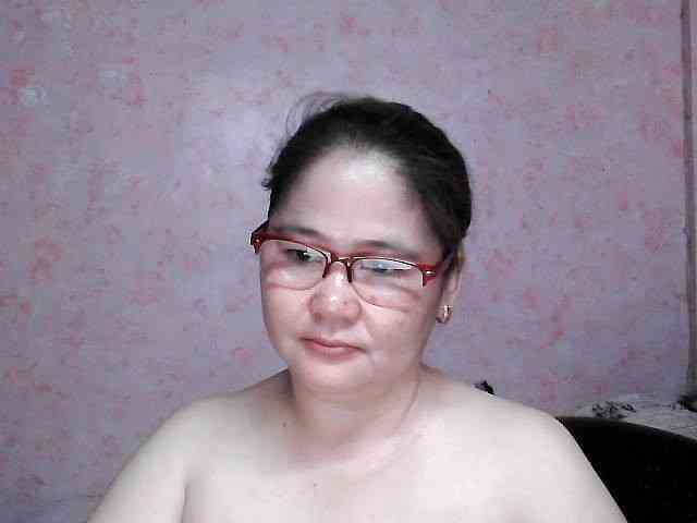 NICEtitspinay webcam
