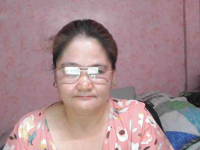 NICEtitspinay webcam