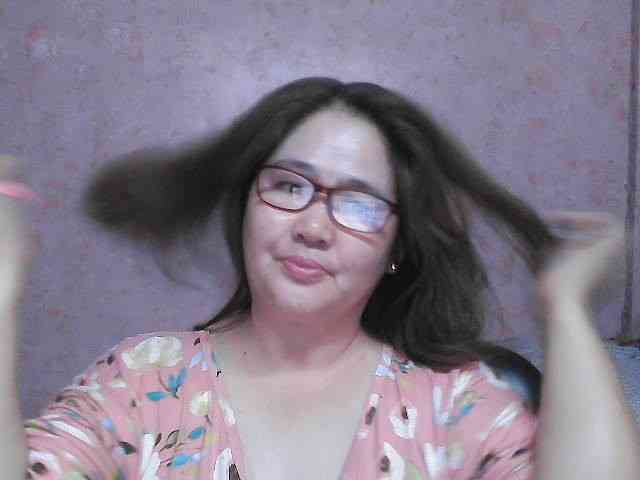 NICEtitspinay webcam