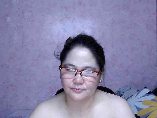 NICEtitspinay webcam