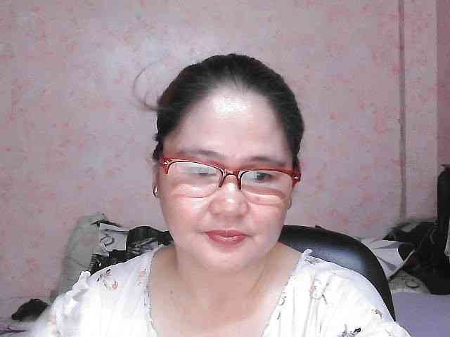 NICEtitspinay webcam