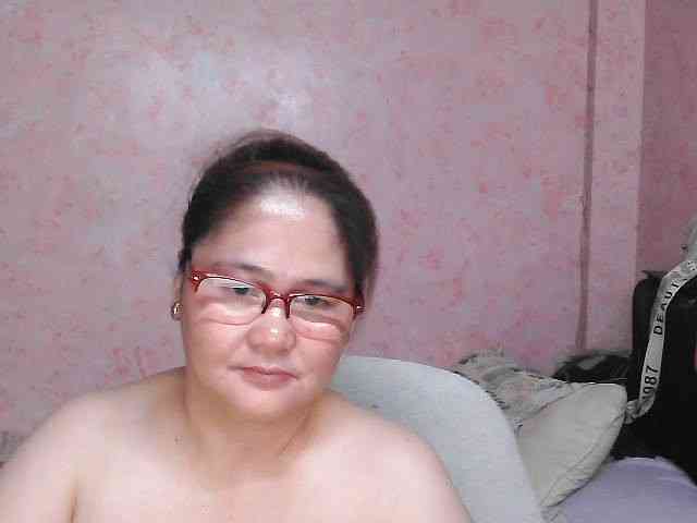 NICEtitspinay webcam
