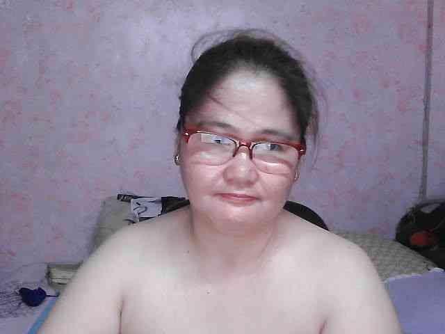 NICEtitspinay webcam
