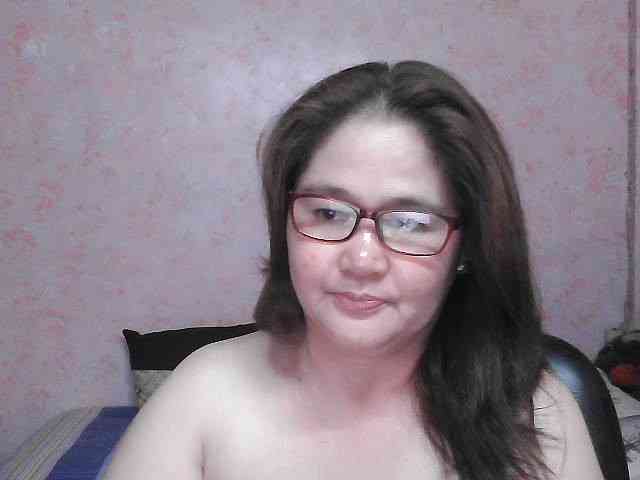 NICEtitspinay webcam