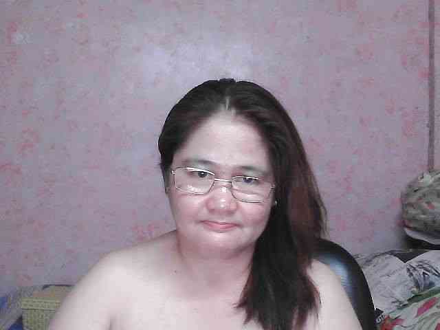 NICEtitspinay webcam
