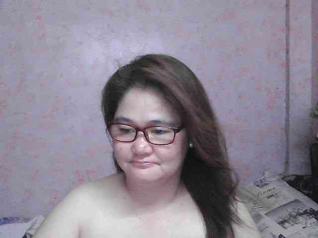 NICEtitspinay webcam