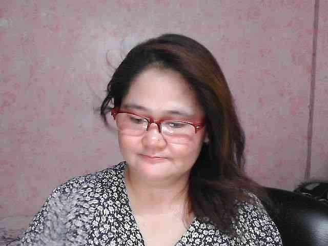 NICEtitspinay webcam