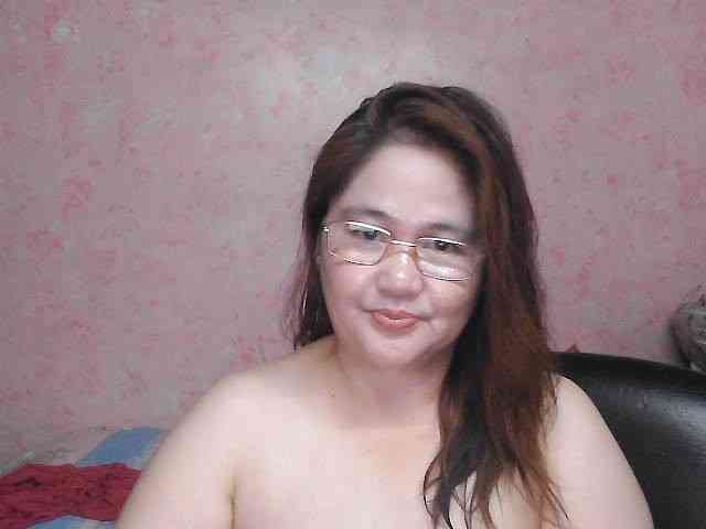 NICEtitspinay webcam