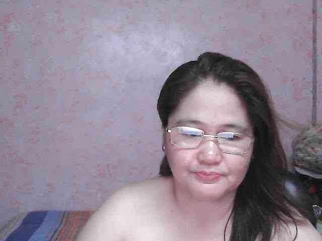 NICEtitspinay webcam