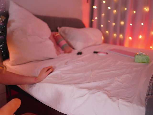 HiBoyS's BongaCams show and profile