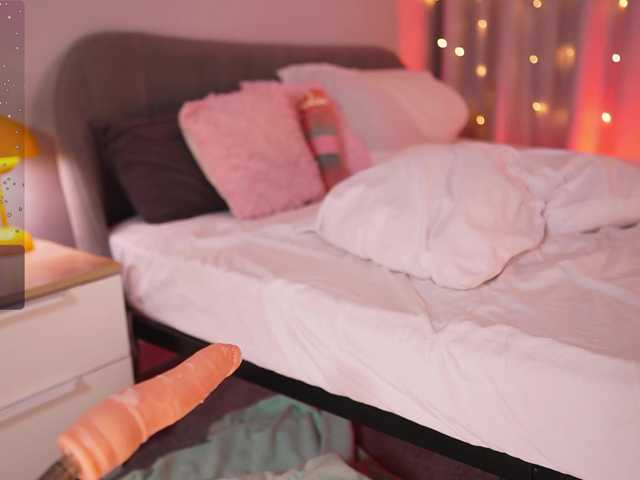 HiBoyS's BongaCams show and profile