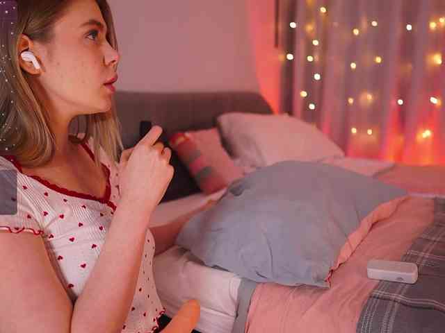 CherryGirlfriend webcam