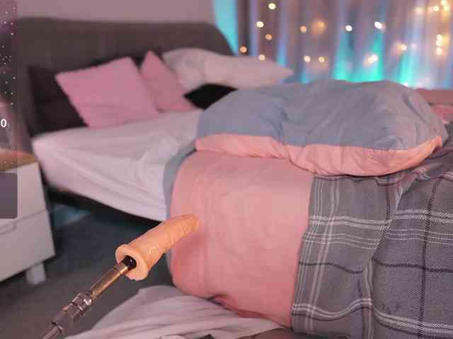 CherryGirlfriend webcam