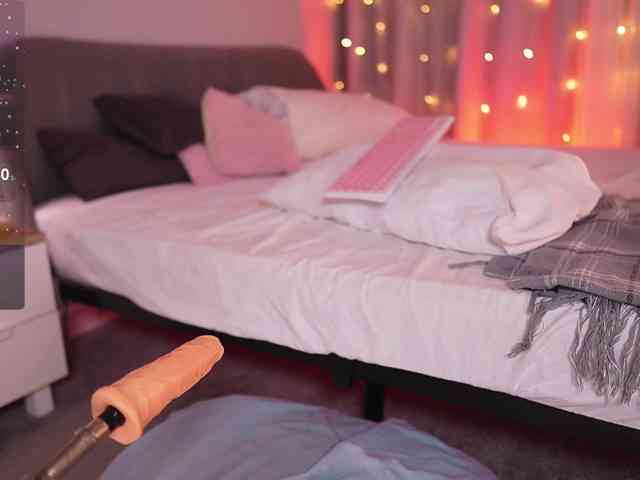 CherryGirlfriend webcam