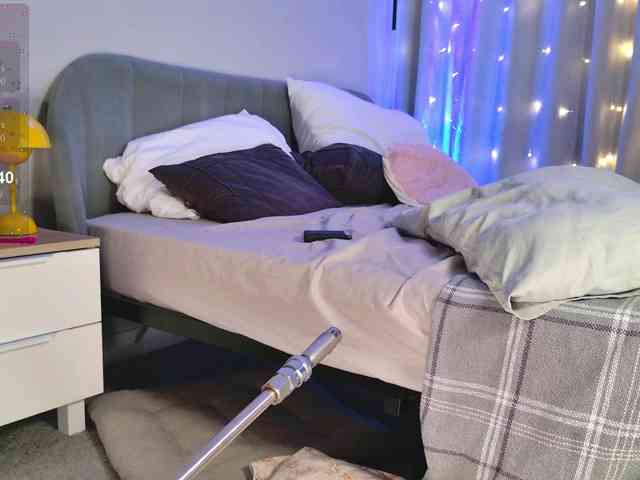 CherryGirlfriend webcam