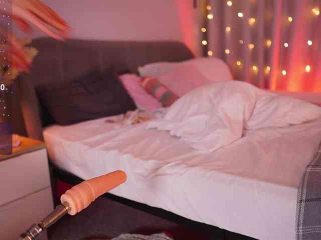 CherryGirlfriend webcam