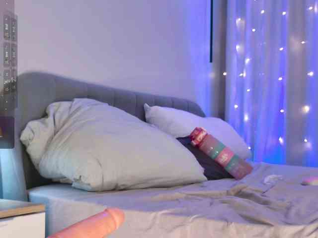 CherryGirlfriend webcam