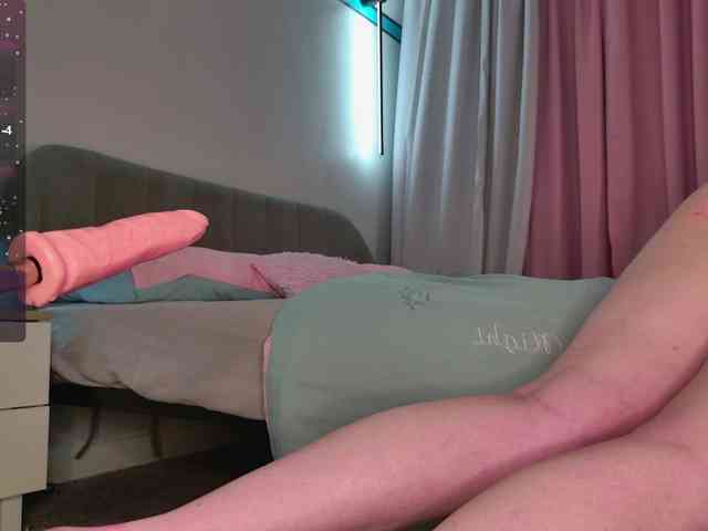 CherryGirlfriend webcam