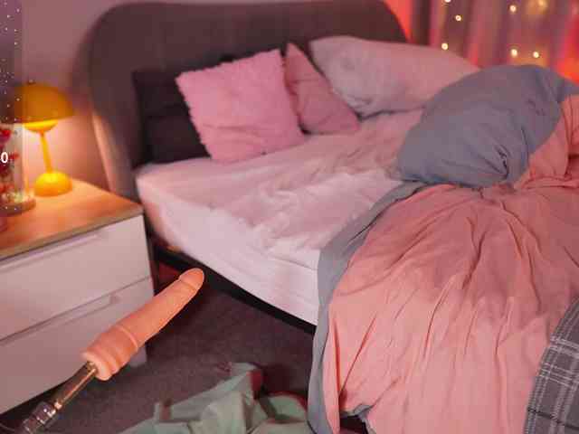 CherryGirlfriend webcam