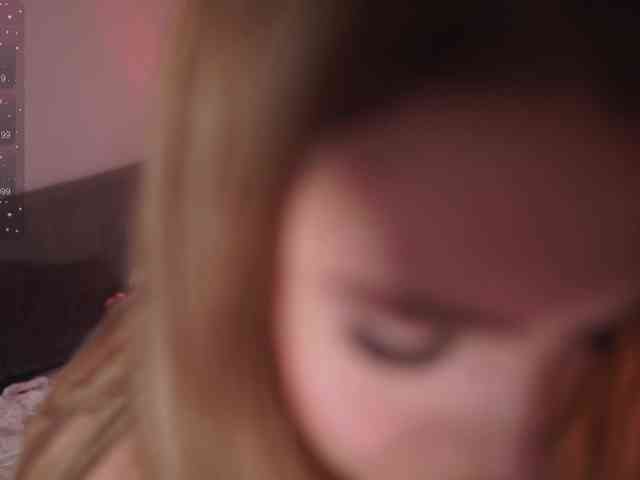 CherryGirlfriend webcam