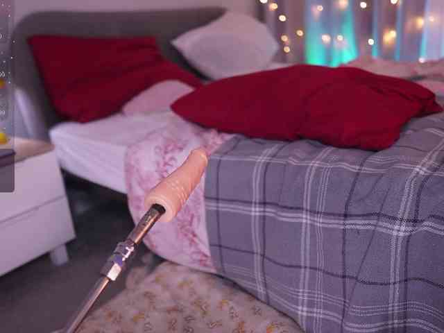 CherryGirlfriend webcam