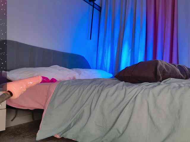 CherryGirlfriend webcam