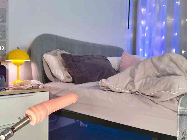 CherryGirlfriend webcam