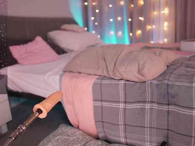 CherryGirlfriend webcam