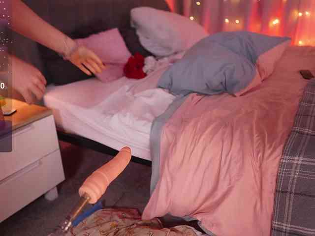 CherryGirlfriend webcam