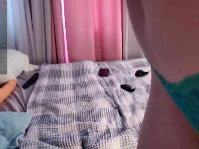 CherryGirlfriend webcam