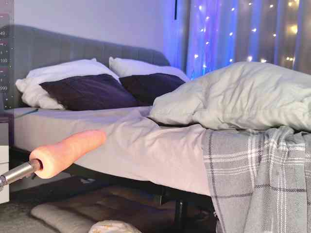 CherryGirlfriend webcam