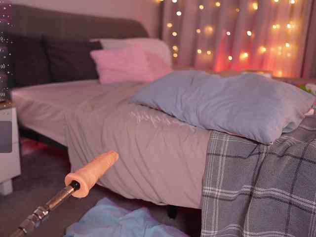 CherryGirlfriend webcam