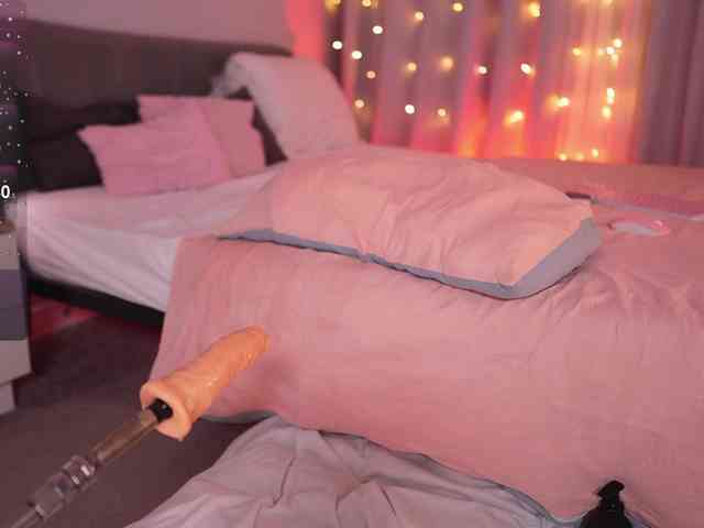 CherryGirlfriend webcam