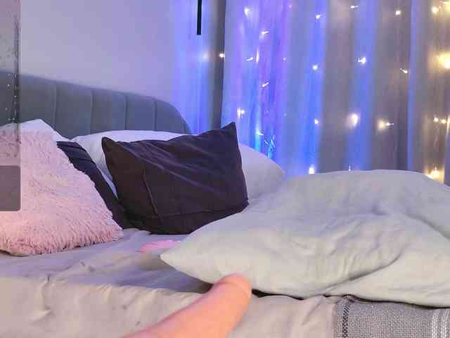 CherryGirlfriend webcam