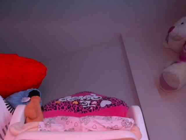 skarlethking8 webcam