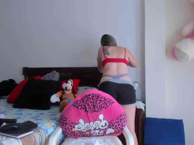 skarlethking8 webcam