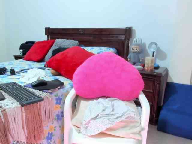 skarlethking8 webcam