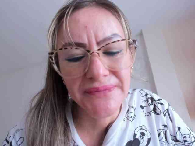 skarlethking8 webcam