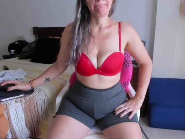 skarlethking8 webcam