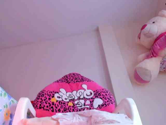 skarlethking8 webcam