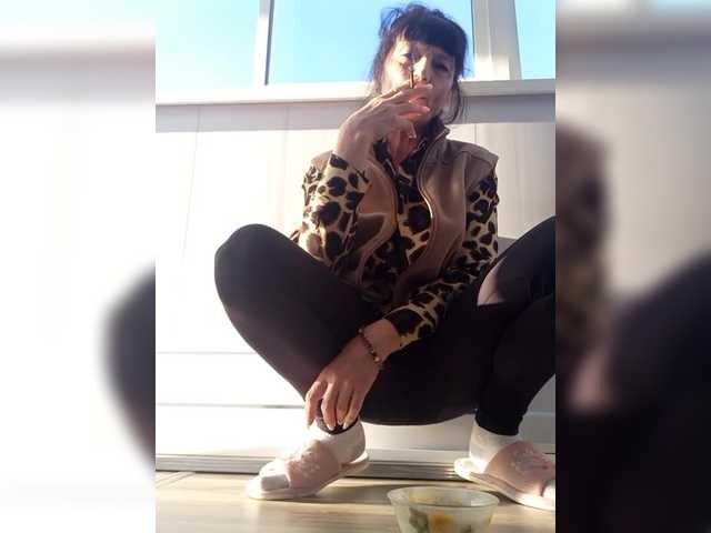 Lana-11's BongaCams show and profile